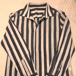 Amazon men's shirt (Medium)